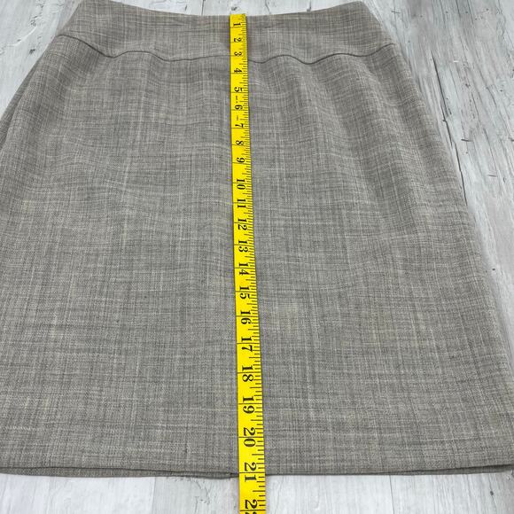 Jones New York Gray Lined 100% Wool Fitted Straight Knee Length Work Skirt 10 - Picture 8 of 10